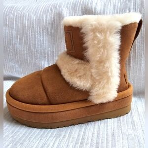 UGG Classic Chillapeak Chestnut Platform Boots Womens Size 8 S/N 1144046 NEW